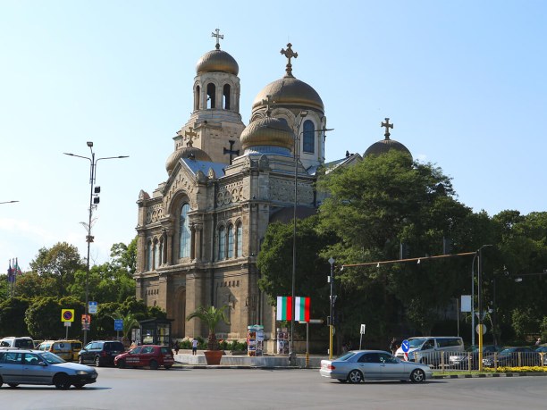 Варна (Болгария). Успенский собор.